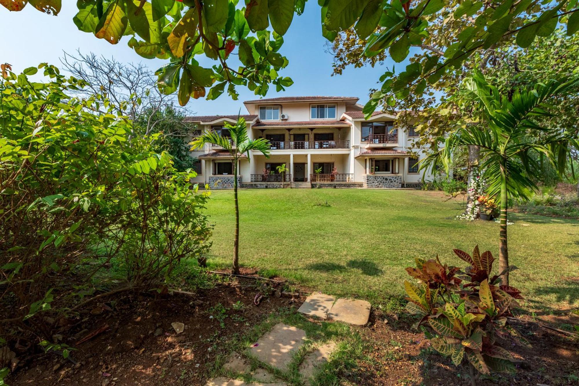 Saffronstays Mograa Laffaire Alībāg Exterior photo